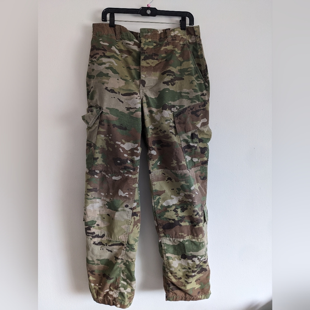 U.S military camo pants